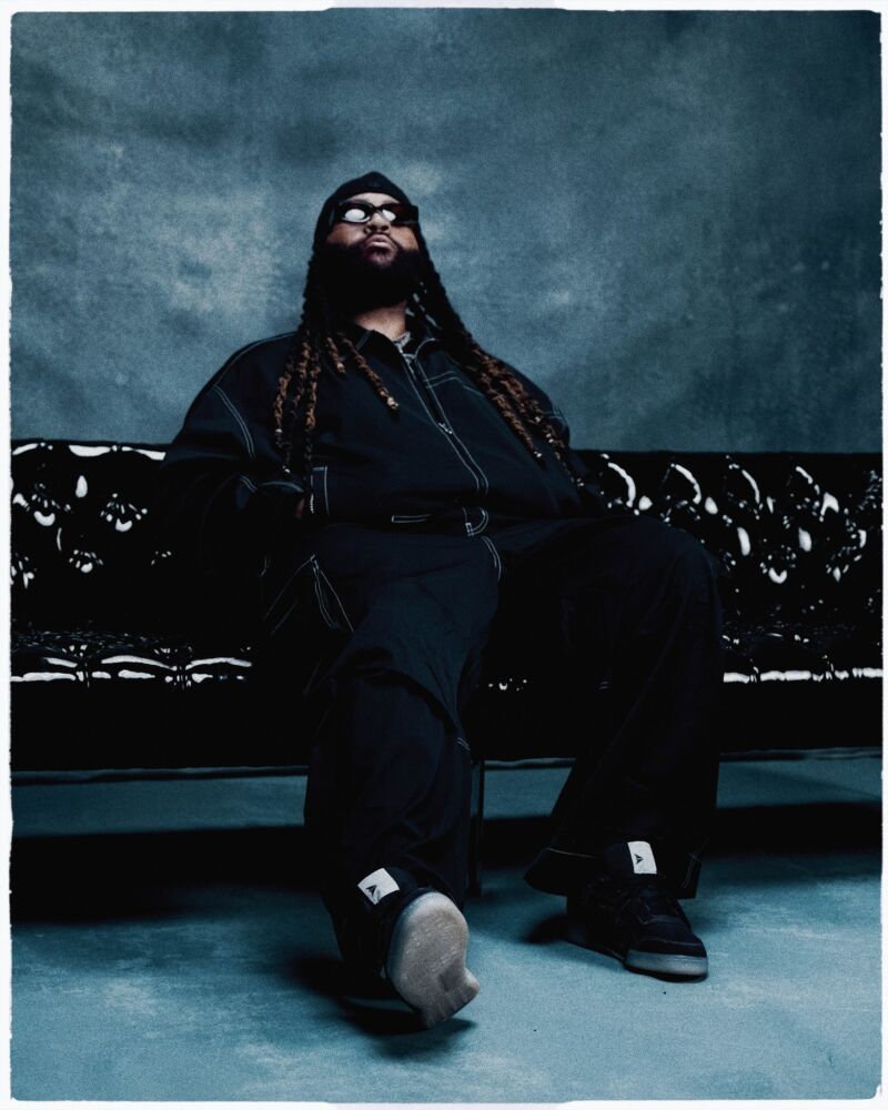 Immagine per il tweet che inizia con: NATO CLASSICO. INDOSSATO PER LASCIARE UN'EREDITÀ.