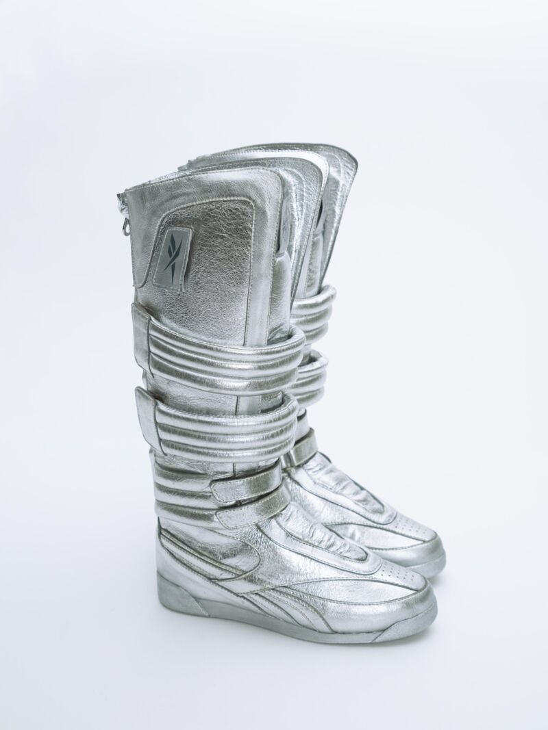 Immagine per il tweet che inizia con: La nascita di un'icona.